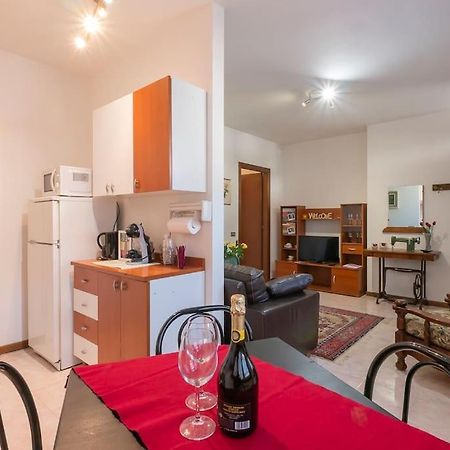Le Rose Apartment Venegono Superiore Exterior photo