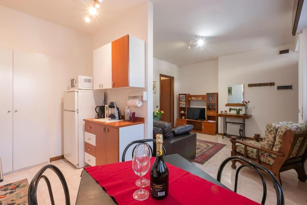 Le Rose Apartment Venegono Superiore Exterior photo