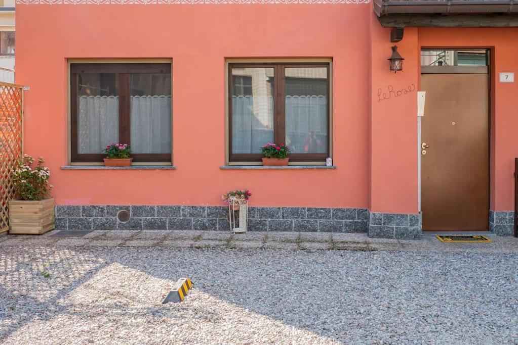 Le Rose Apartment Venegono Superiore Exterior photo